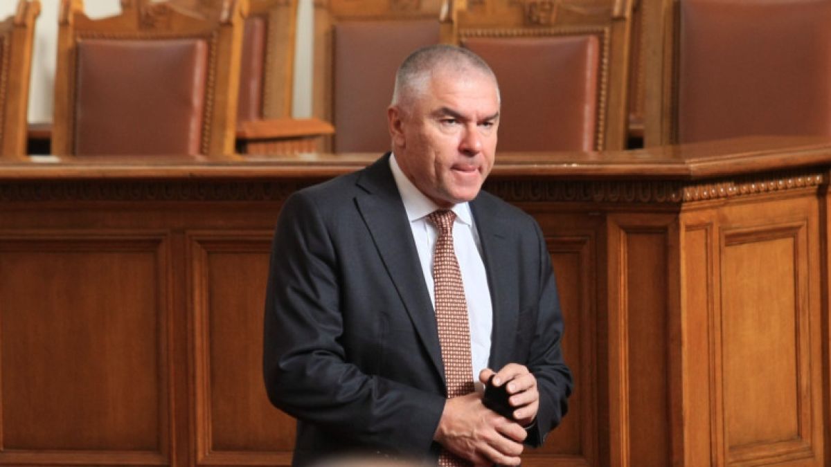 Марешки започва агитация за референдум за еврото и дали неграмотните да гласуват