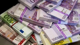 Митничари онемяха от откритото в чанта на германка в Малко Търново