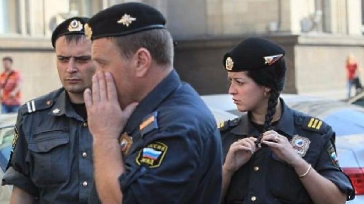 Убийство от ревност: Експрокурор размаза жена си с маша за камина и я закопа в двора на вилата си