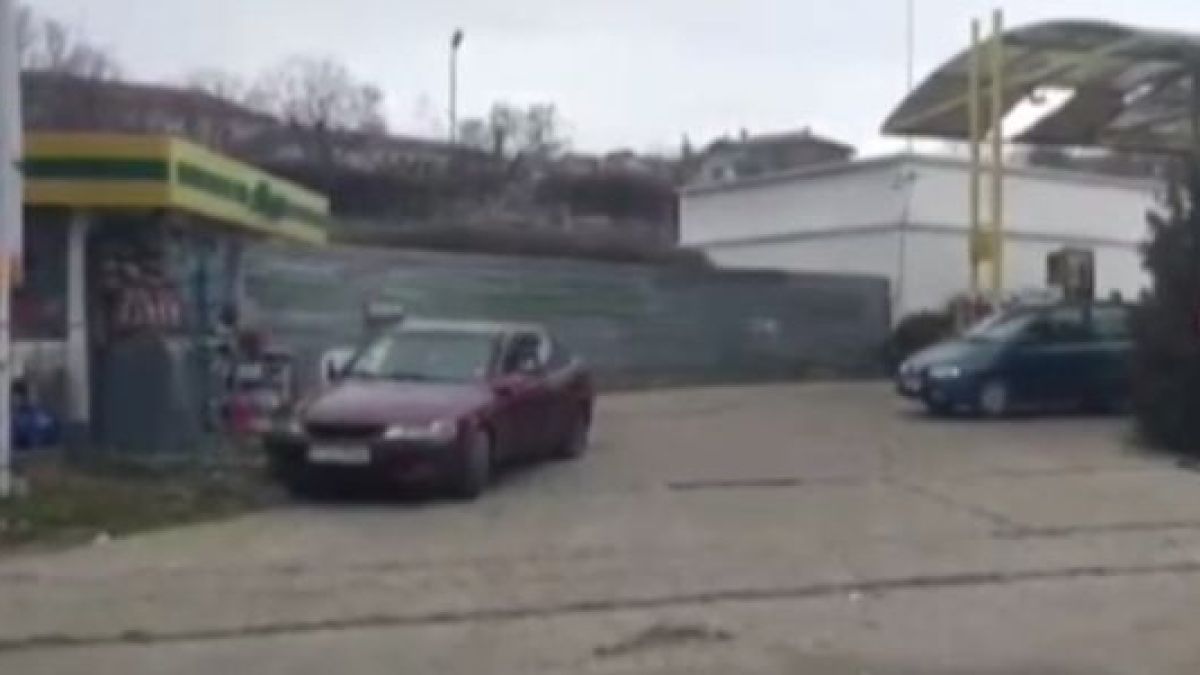 Стана ясно колко пари е задигнал маскираният апаш от бензиностанцията в Стара Загора 