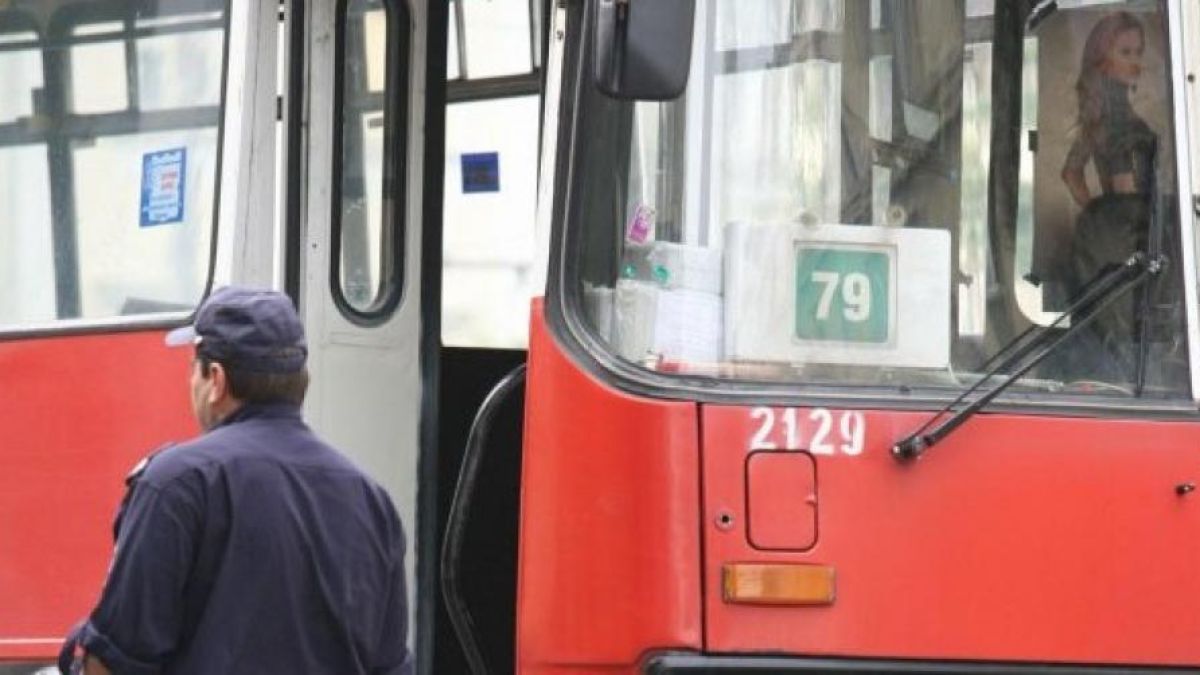 След Иван Гешев в кв. "Христо Ботев" стъпиха и контрольорите, местните ги псуват и кълнат