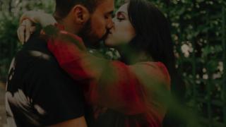 5 типа мъжки целувки, които го издават какъв човек е