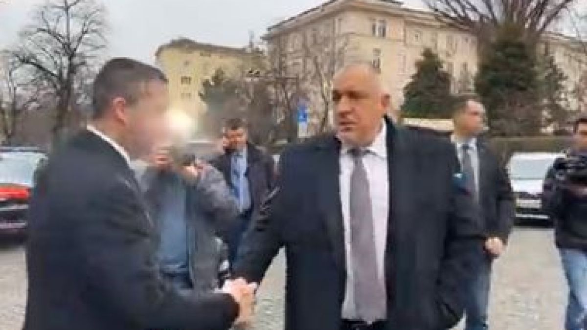 Борисов в ранни зори: Може ли днес да е празник? Трябва да ни е срам ВИДЕО