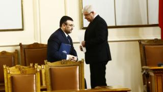 Министрите Маринов и Ананиев с извънредни новини за коронавируса в България СНИМКИ