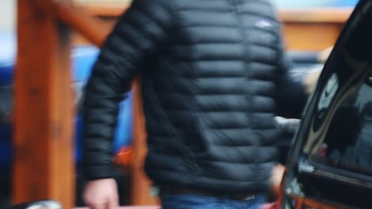 Ето какво направи Хари след огромния удар на кралицата СНИМКИ