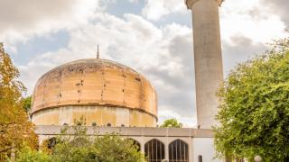 Клане в джамия в центъра на Лондон!