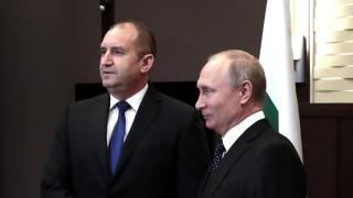 Министър Петкова с неочакван коментар за разговора между Радев и Путин