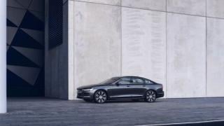 Volvo Cars представи обновените модели S90 и V90