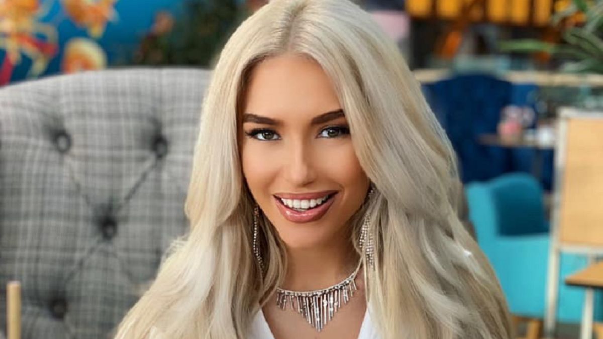 Тита изпоти до крайност мрежата с тази СНИМКА 18+