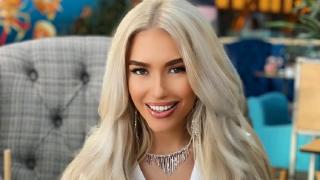Тита изпоти до крайност мрежата с тази СНИМКА 18+