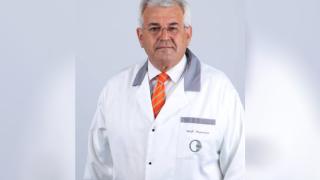 Наш специалист каза колко вода трябва да пием на ден, за да предпазим бъбреците си