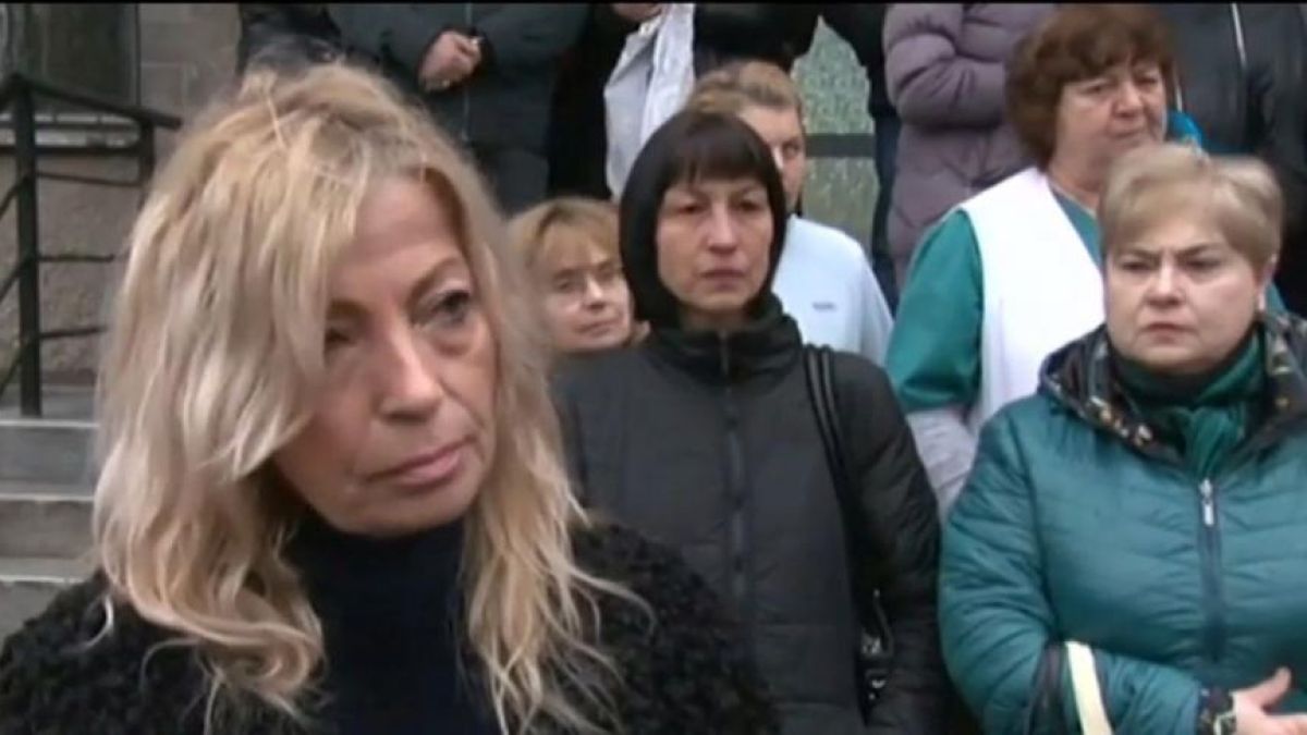 Болничната шефка, свила куп пари, сега съжалява жестоко 