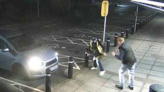 Обирджия нападна старец, докато си тегли пенсията, но си го получи ВИДЕО 