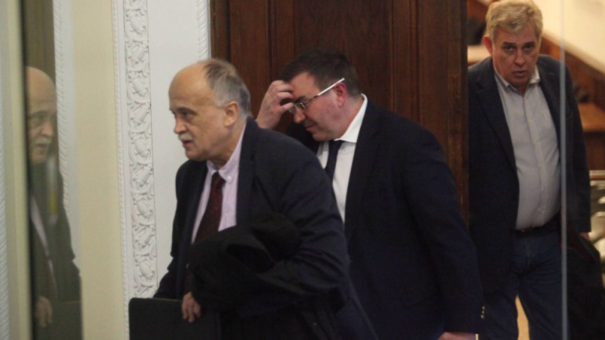 Започна Съветът по сигурността, свикан от премиера СНИМКИ 