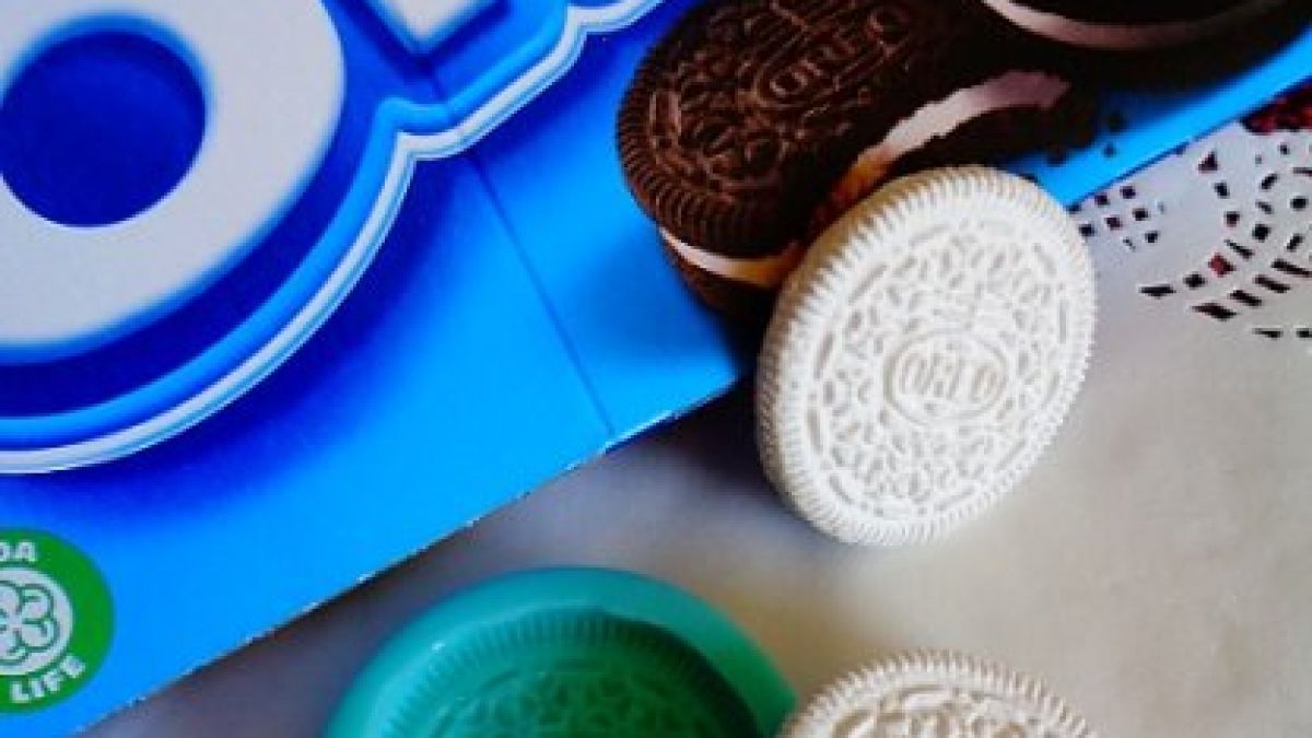 Интересно: Пакет от три бисквитки Oreo се продава за $96 000 в еBay, заради... СНИМКА