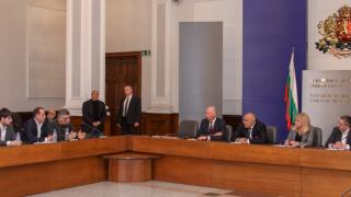 Премиерът се срещна с превозвачите, ето какво се реши за ТОЛ системата ВИДЕО