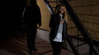 Педофил си избира дребни девойки и се гаври с тях в „Овча купел“