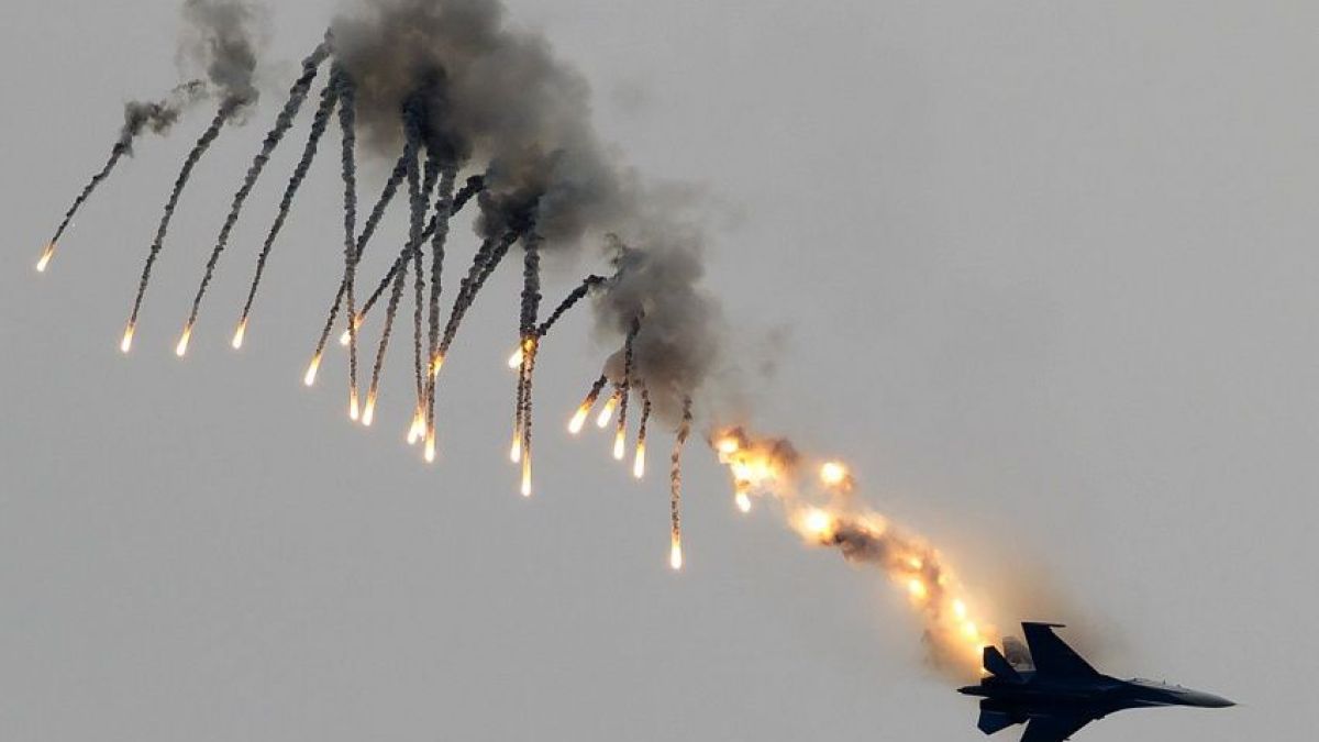 Турската армия откри огън по руски самолети в Идлиб, след като загуби 33 бойци, иска помощ от НАТО