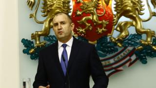 Румен Радев с поздрав за Цветница