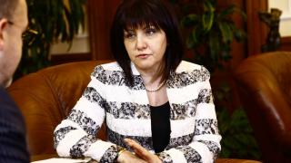 Цвeтa Кaрaянчeвa с важна новина за парламента 