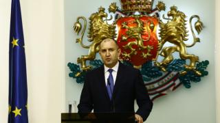 Политолог разкри пъклен план на Радев, в сглобката са Петков и Василев