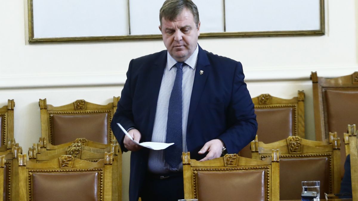Каракачанов хвърли политически бомба, свързана с ВМРО