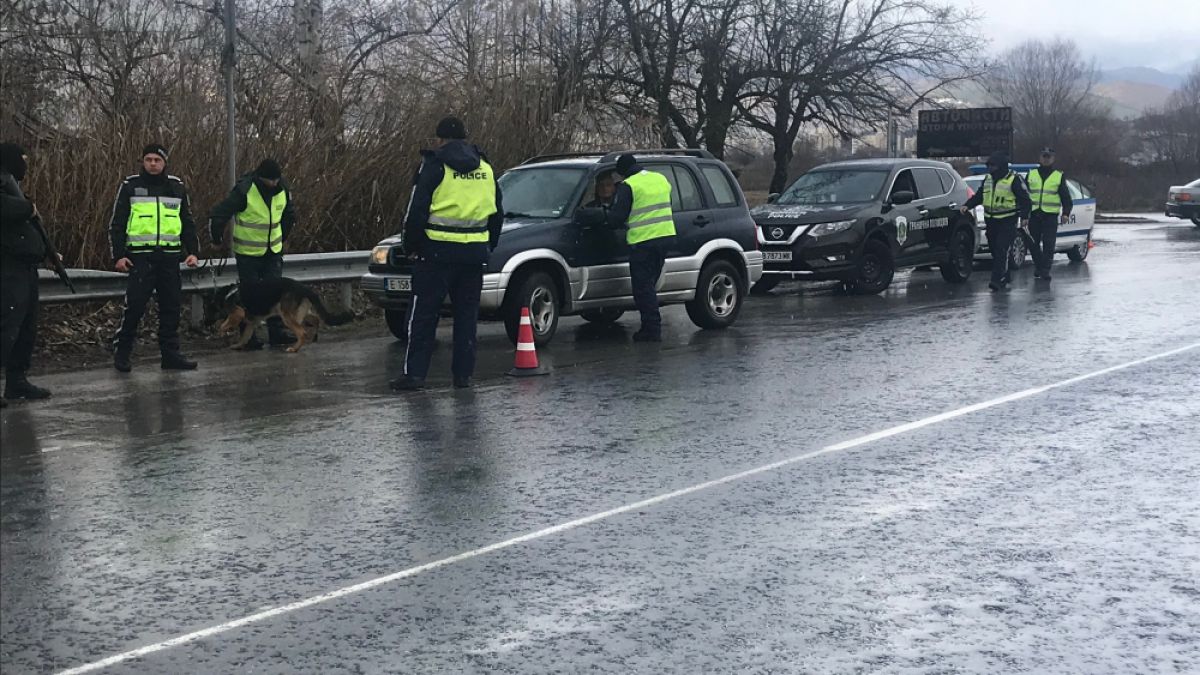 Полицейска спецакция скова Русенско 