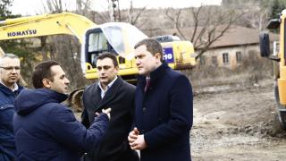 Кметът на Перник с първи коментар за страшната трагедия с работници в града 