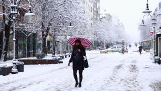 Прогнозата на Meteo Balkans за февруари: Ледените дни се завръщат, но се гответе и за...