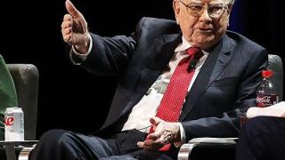 Два хода напред: Уopън Бъфeт каза кой ще наследи и наследниците му! 