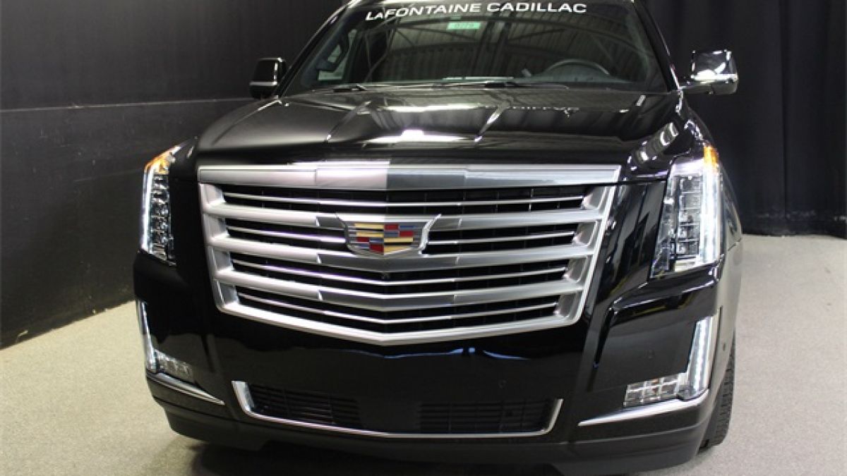 Cadillac навлиза все повече към електрическите автомобили