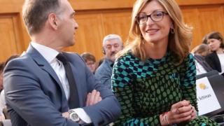 Захариева пред германския външен министър: Турция не трябва да бъде оставена сама