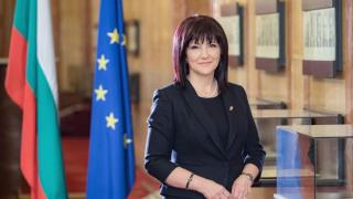 Цвета Караянчева честити националния празник на всички българи