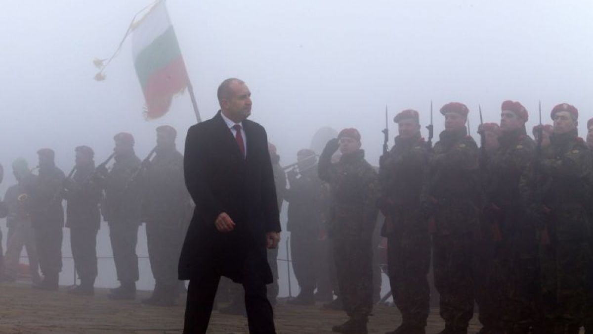 Освиркаха президента Радев на Шипка ВИДЕО