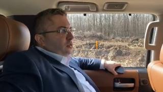 Борисов смени хеликоптера с джипката: Напъвате яко, нали? ВИДЕО