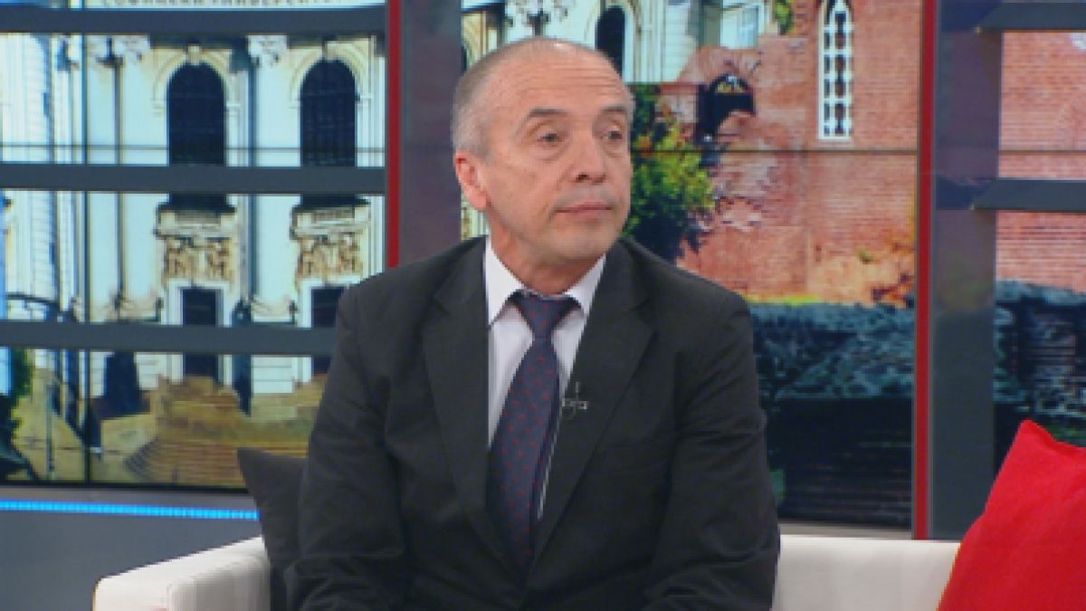 Д-р Мангъров описа страшната ситуация у нас, когато хората започнат да умират от коронавируса