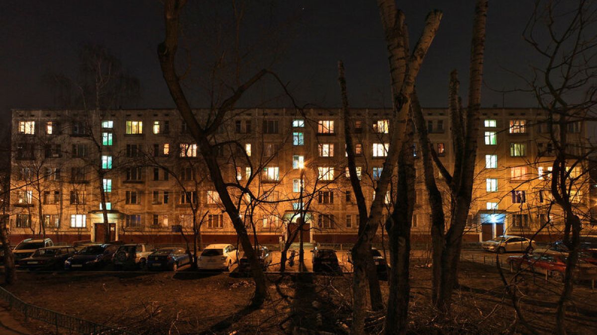 Люлинчани в паника: Живеем в ла*на, мирише на морга, а от прозорците...