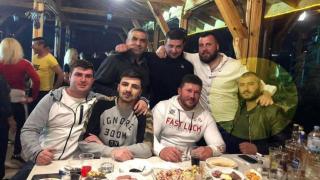 Кмет се отдаде на гуляй в кръчма с авери напук на забраните заради епидемията 