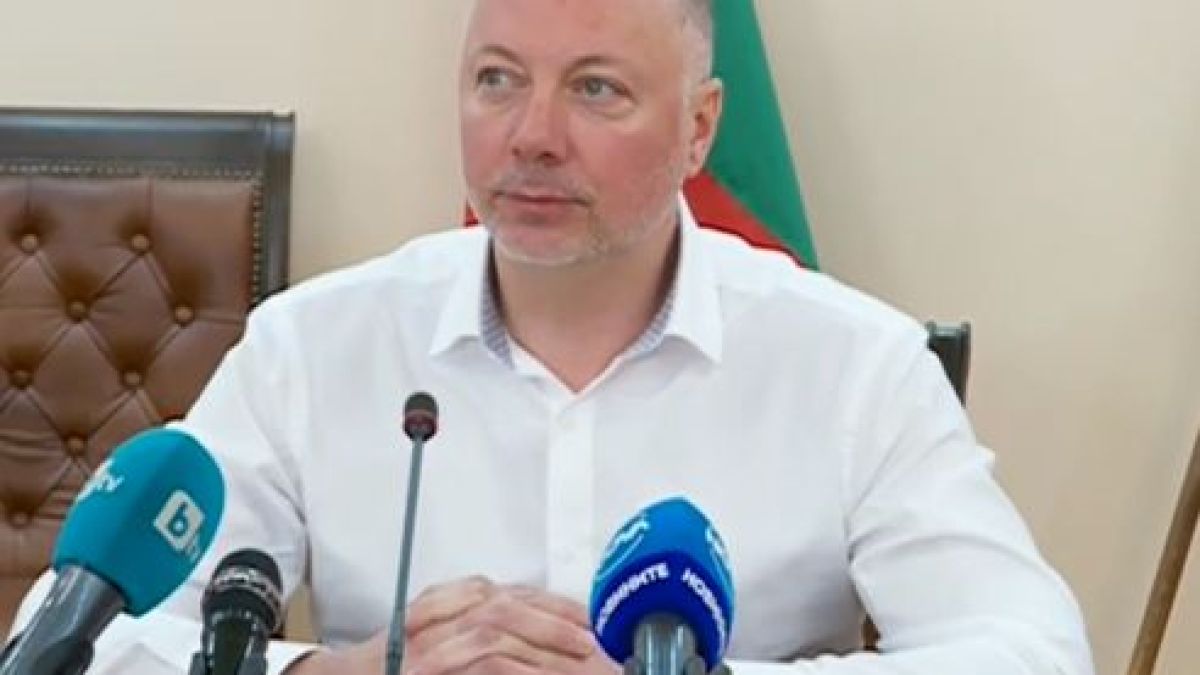 Желязков с извънредни новини за БГ камионите, блокирани на границата
