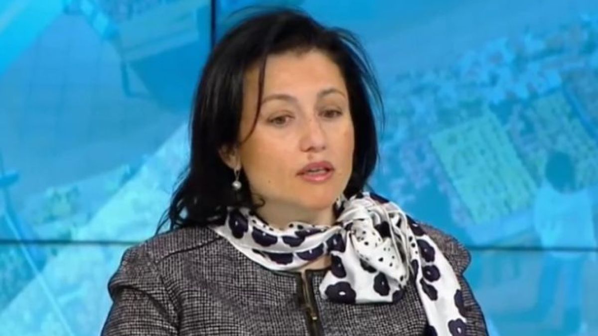 Министър Танева: Купувайте толкова, колкото може да консумирате
