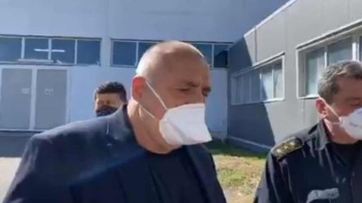Борисов инспектира фабрика за защитни облекла във Враца  ВИДЕО