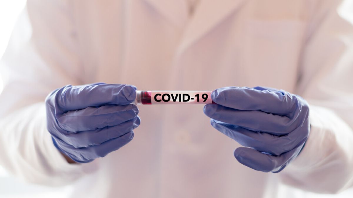 В Испания изпуснаха работата с COVID-19, страшно е