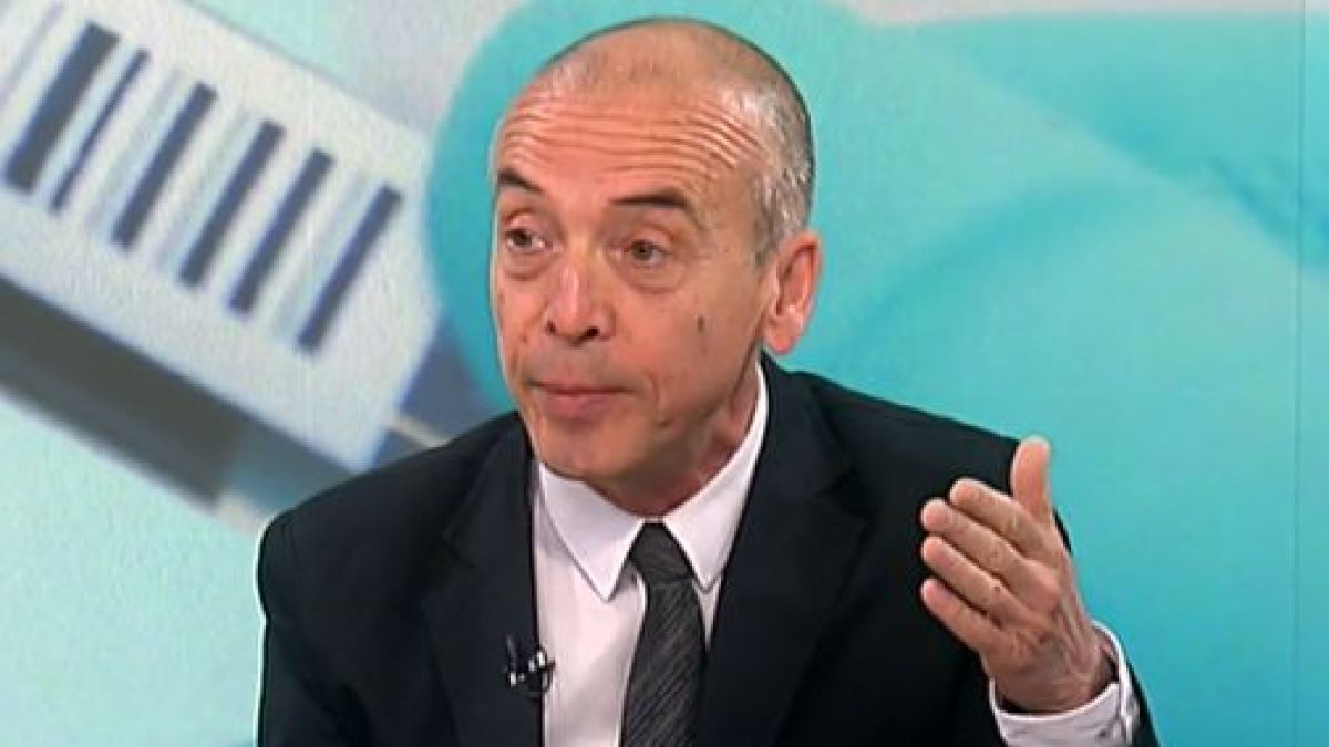 Доц. Мангъров: Пикът на епидемията у нас идва скоро
