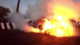 Дрифтаджия прави понички с Lamborghini и стана страшно ВИДЕО