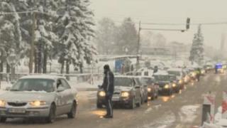 Опашки на входа за София от Драгичево заради проверките