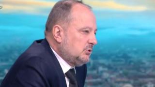 Проф. Воденичаров посочи домашно средство, което като троянски кон разрушава коронавируса отвътре 