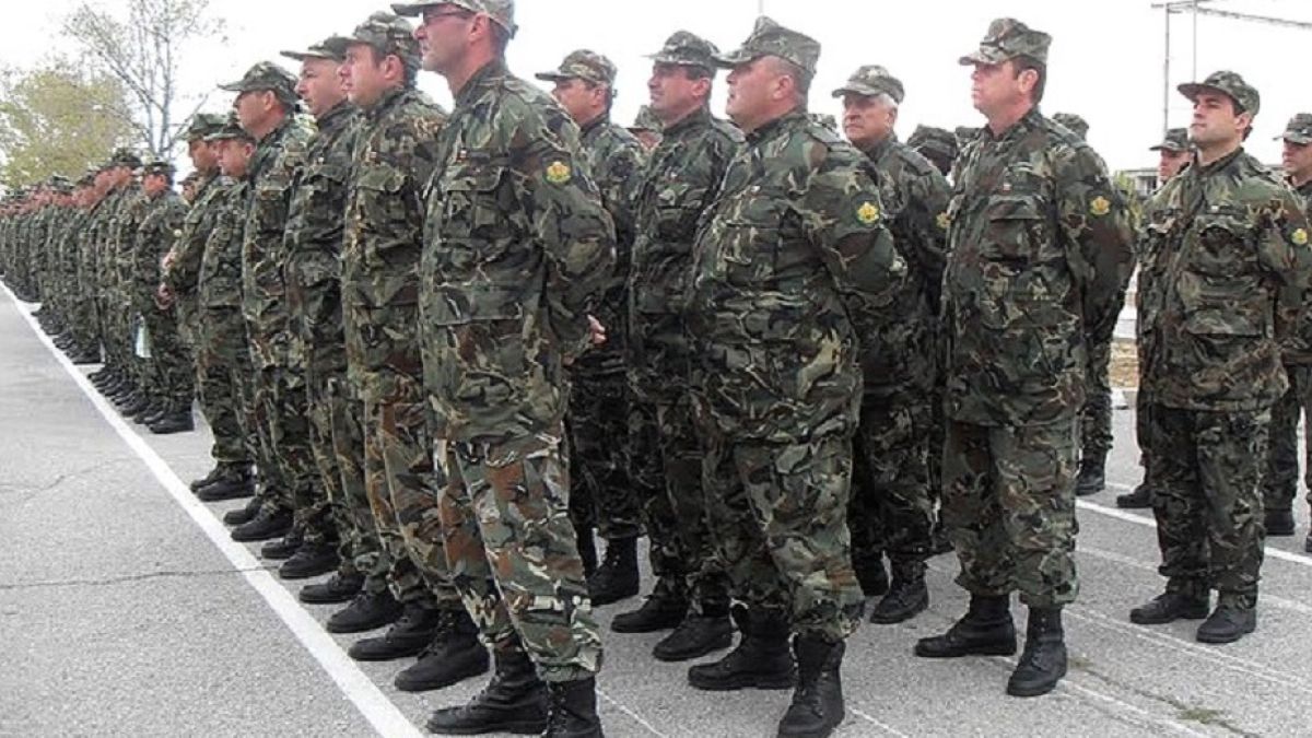 Само в БЛИЦ: Десетки военни в отпуск и под ключ заради безотговорни служители под пагон