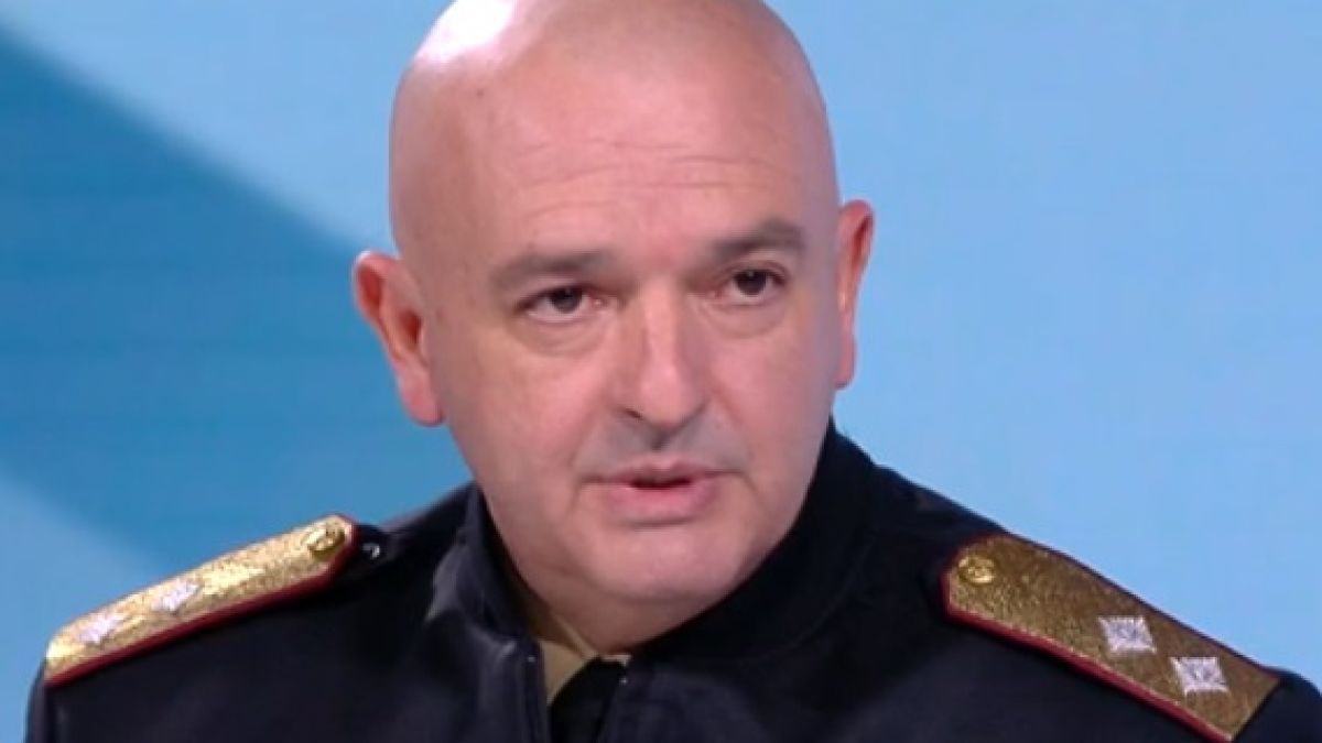 Ген. Мутафчийски с тревожно пророчество за Великден и коронавируса