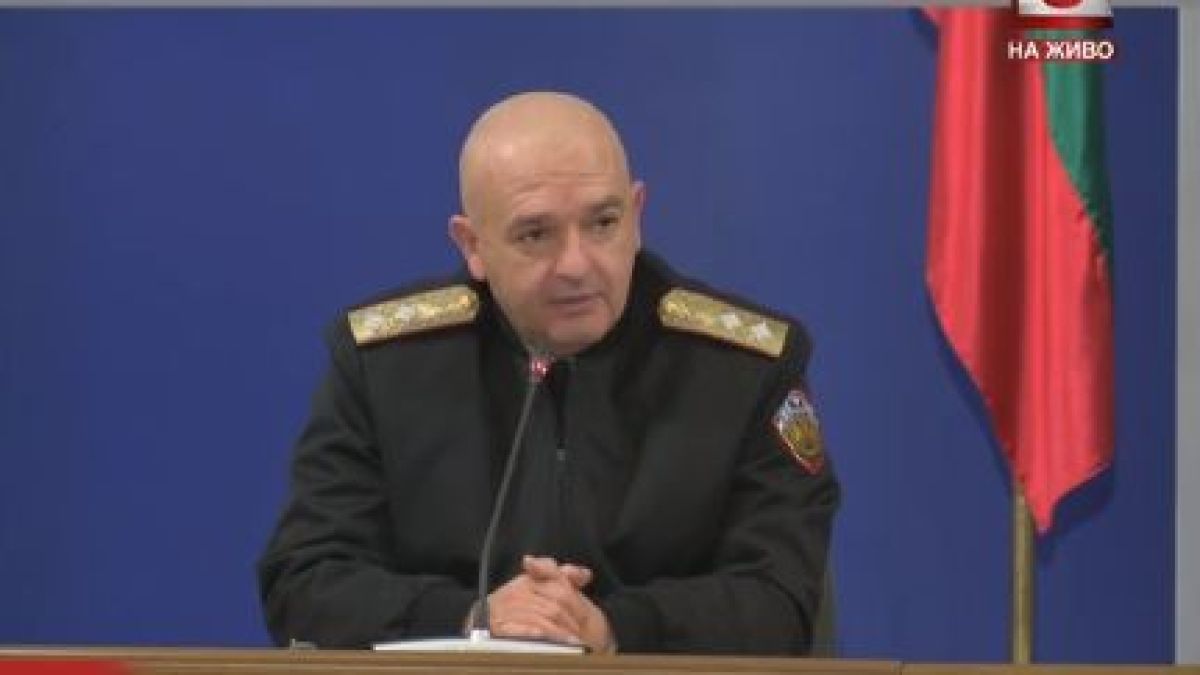 Ген. Мутафчийски с още новини за масовото тестване за COVID-19 и пикa на болестта ВИДЕО