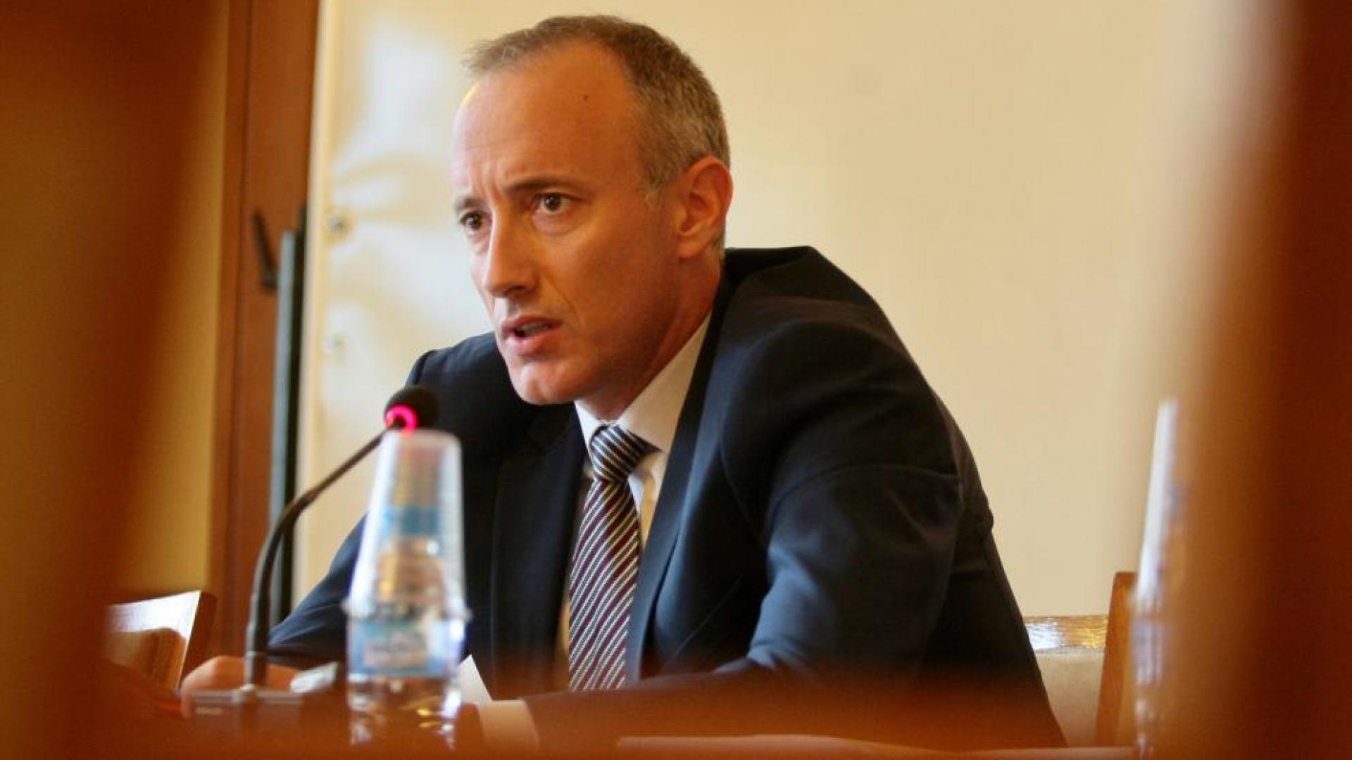 МОН създаде Национална електронна библиотека на учителите